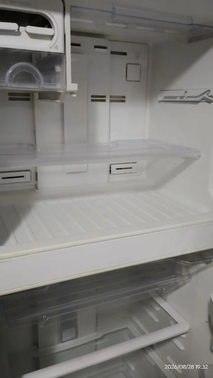 Geladeira fosfree Eletrolux  - Foto 4
