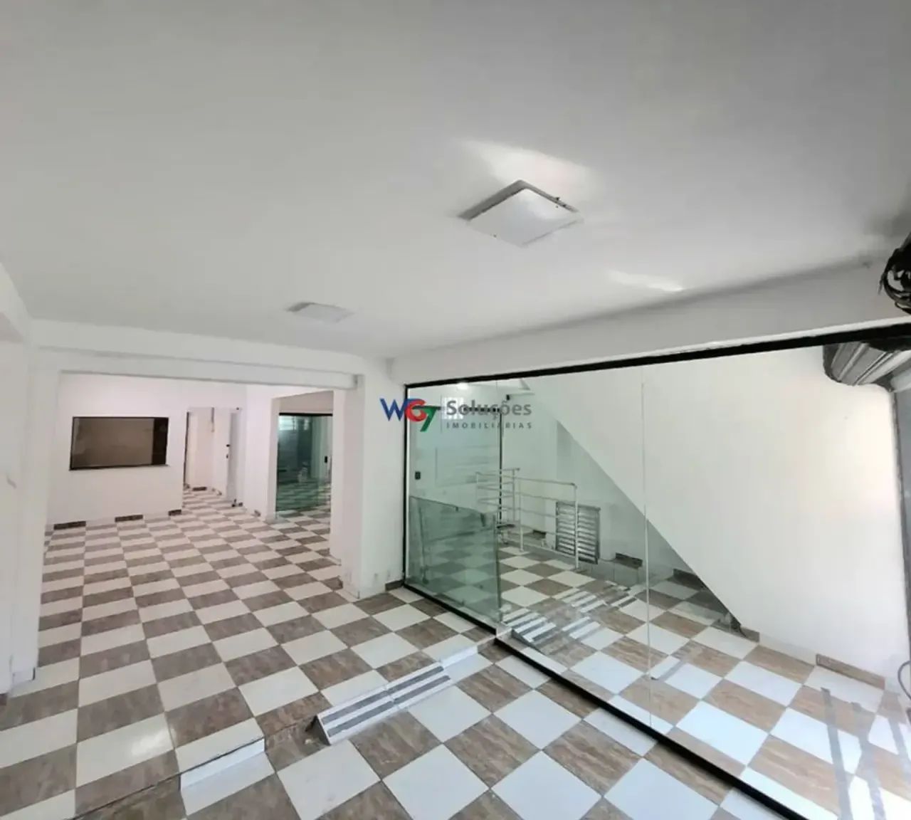 SALÃO COMERCIAL PARA ALUGAR NO CENTRO DE POÁ - SP (RUA 26 DE MARÇO)