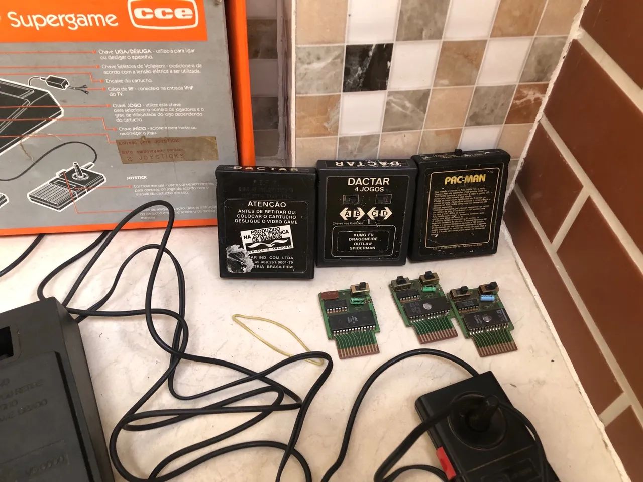Tv com vídeo game CCE VG 3000 funcionando perfeitamente  - Foto 4
