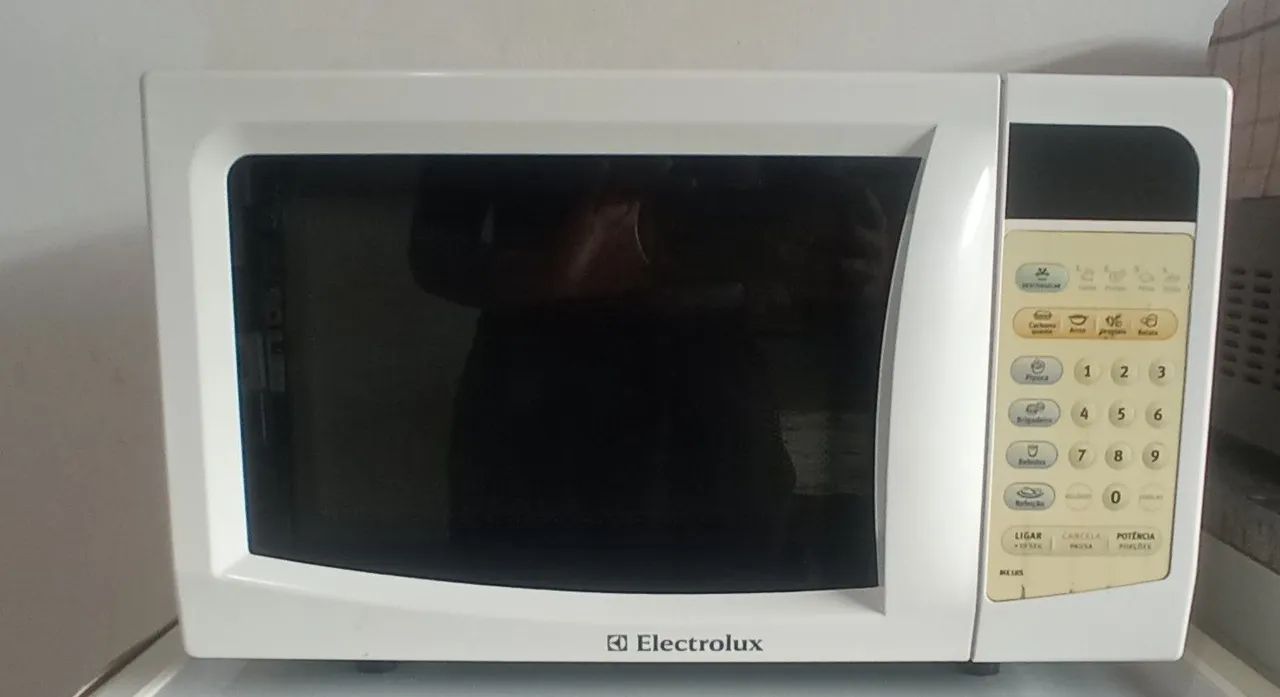 MICROONDAS ELECTROLUX 20 LITROS  - Foto 2