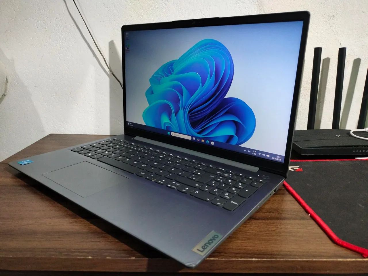 Notebook Lenovo i3  - Foto 3