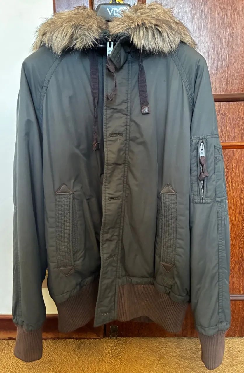jaqueta american eagle outfiters preta