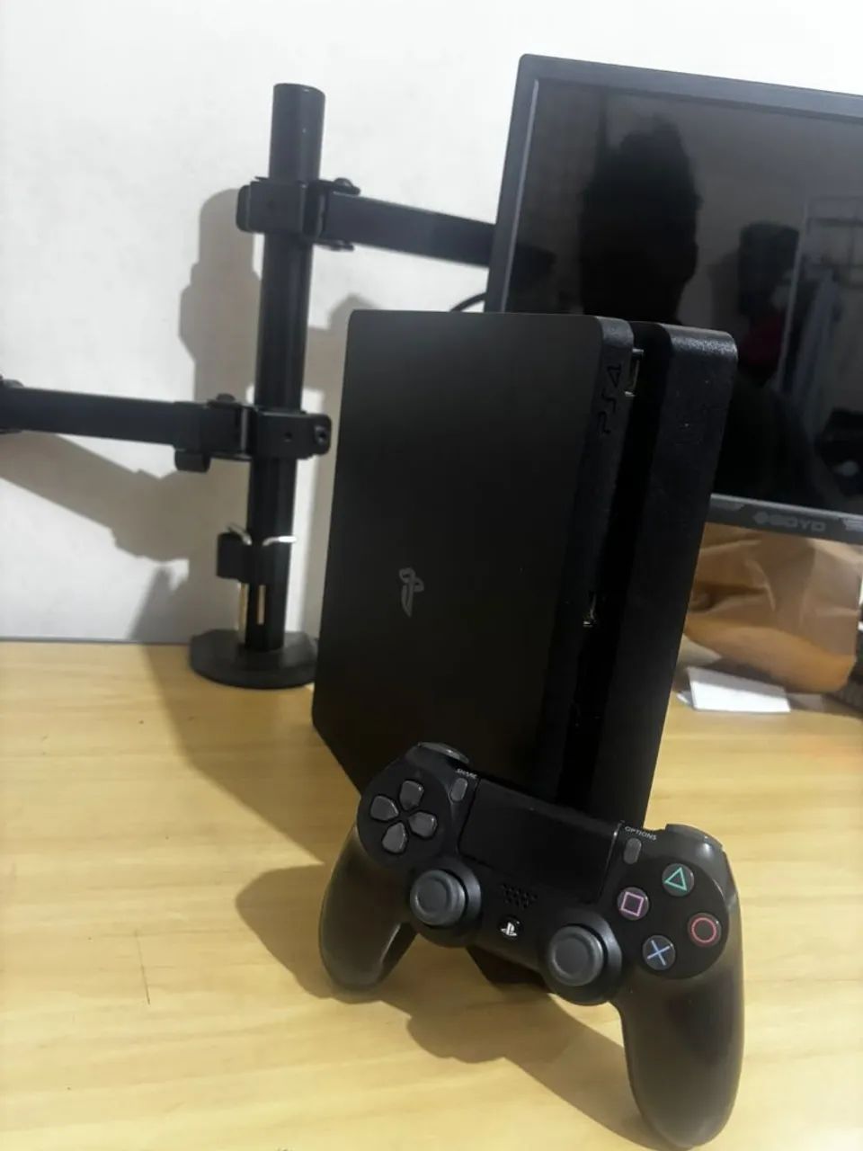 PS4 Slim 1 TB  - Foto 3