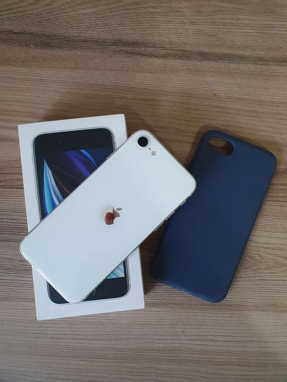 Apple iPhone Se 2020 (2ª geração) - Foto 2