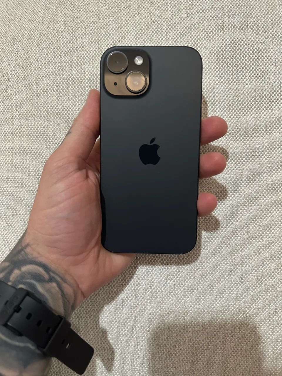 iPhone 15 256GB