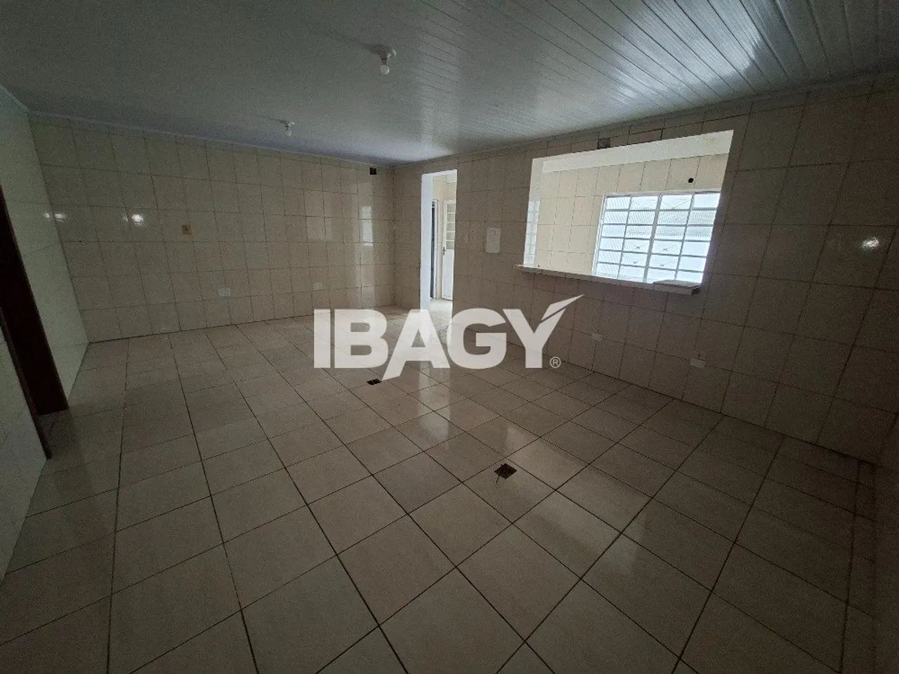 Excelente Casa 4 dormitório(s) em Barreiros - São José - Foto 3