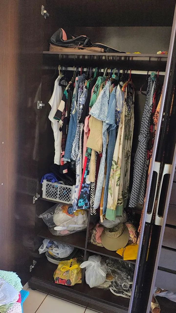 Guarda roupas lindo e espaçoso.  - Foto 4
