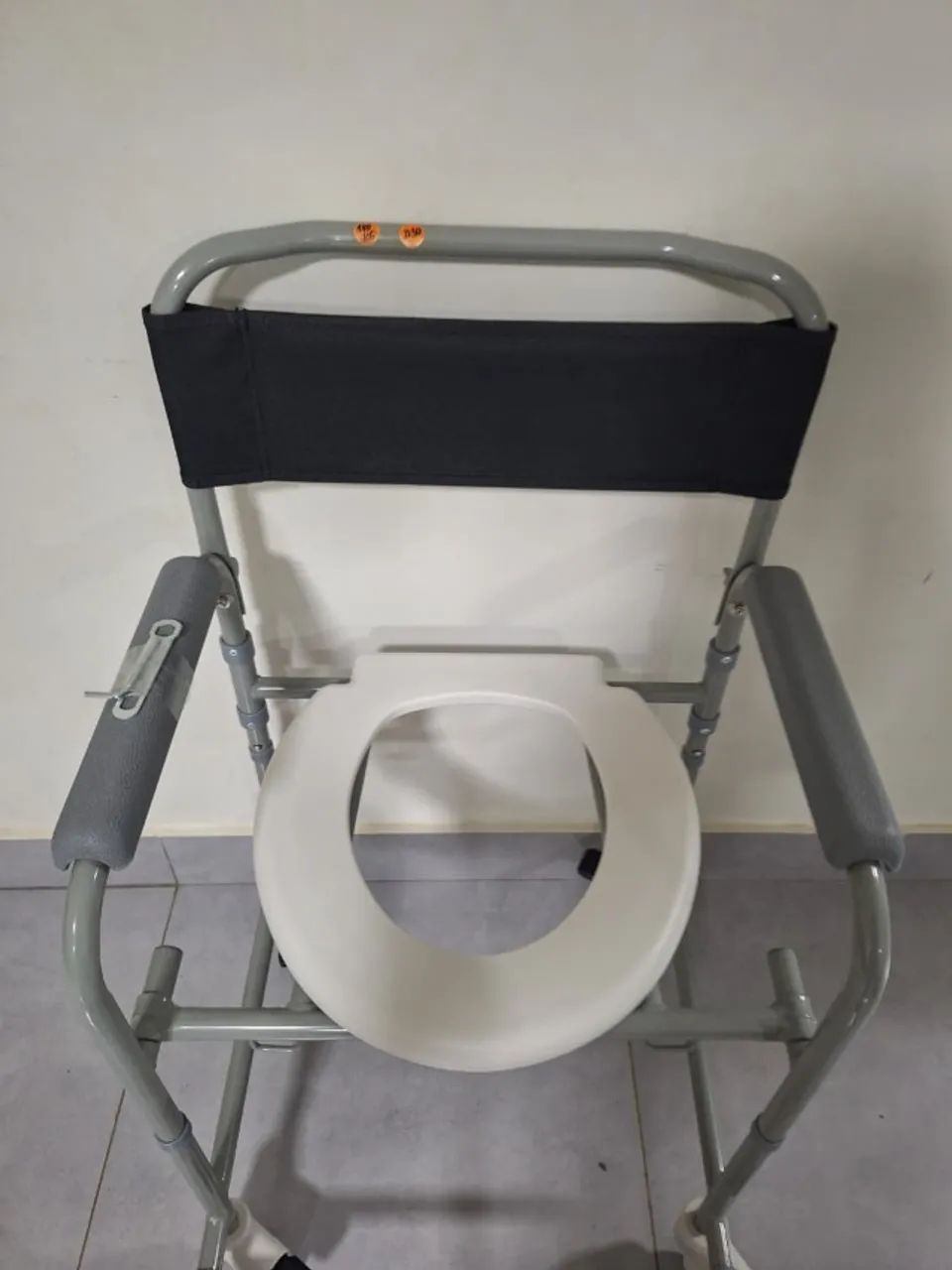 Cadeira de Banho - PERFEITO ESTADO - Foto 4