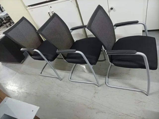 Cadeira Fixa Tela Mesh Marca Haworth - Foto 4