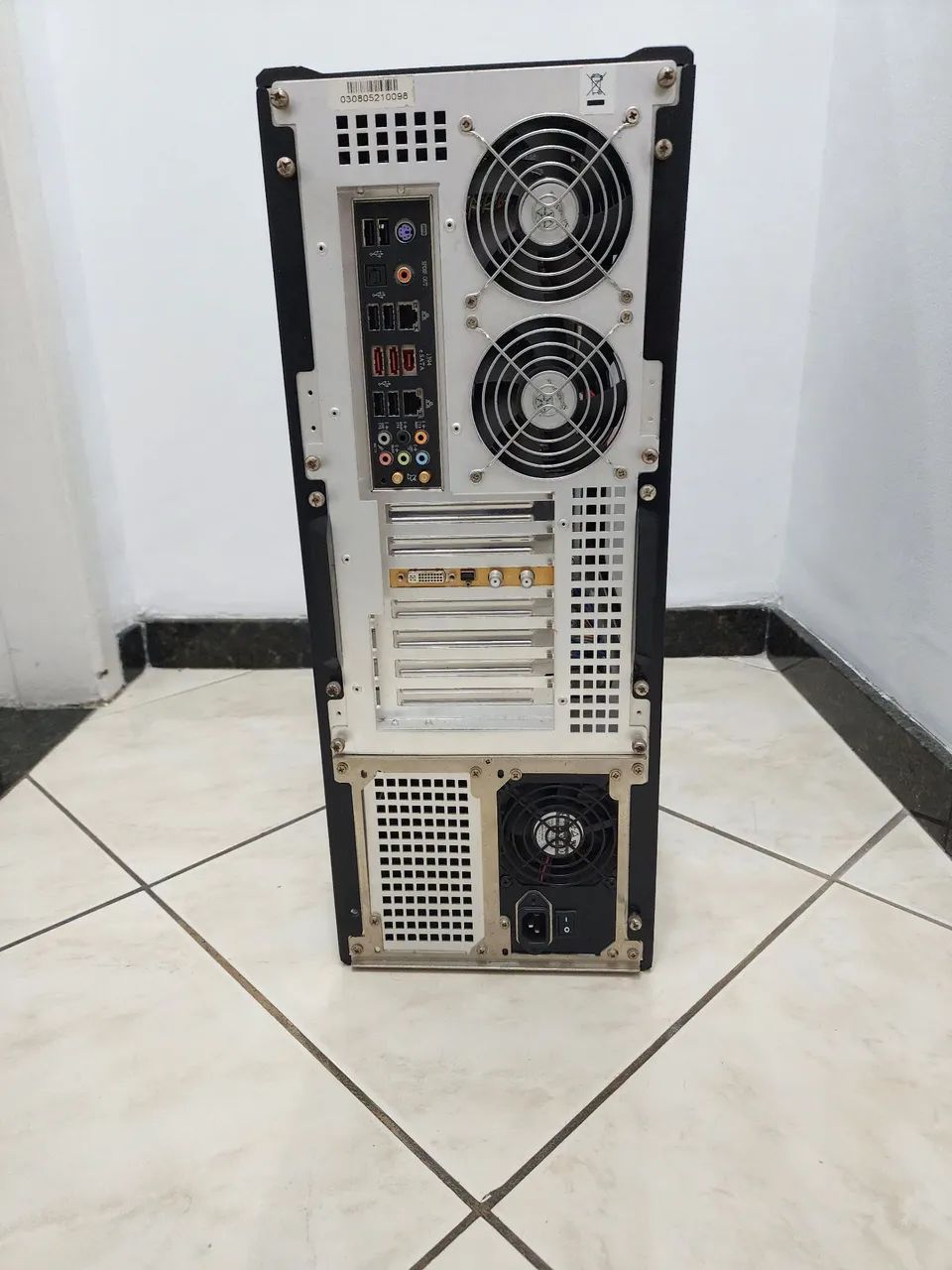 Torre ideal para montar servidor - Foto 5