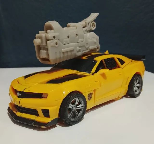 Transformers Bumblebee DOTM Deluxe Class - Foto 4