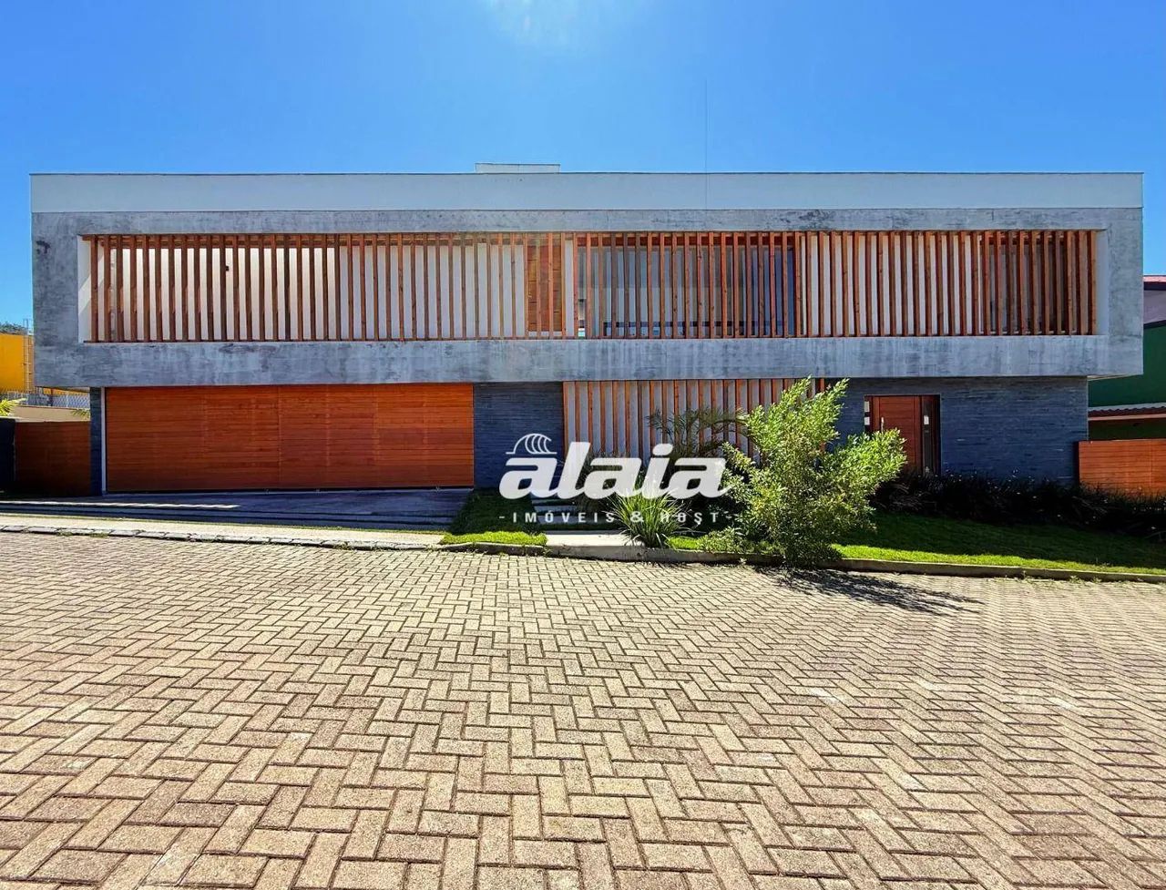 Casa com 5 dormitórios, 558 m² no - Rio Tavares - Florianópolis/SC
