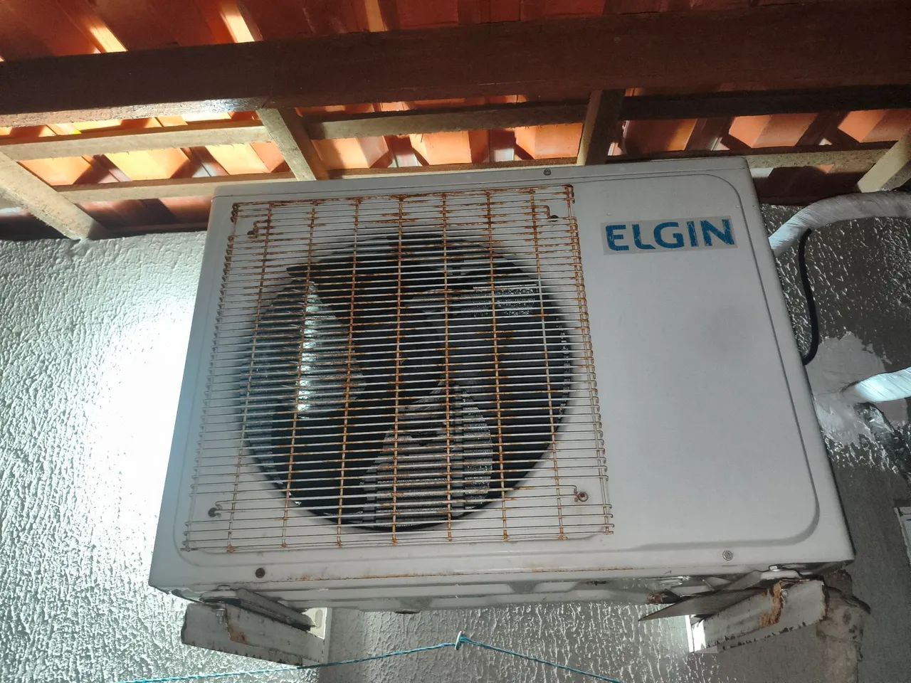 Vendo Ar condicionado Elgin 12000 - Foto 2