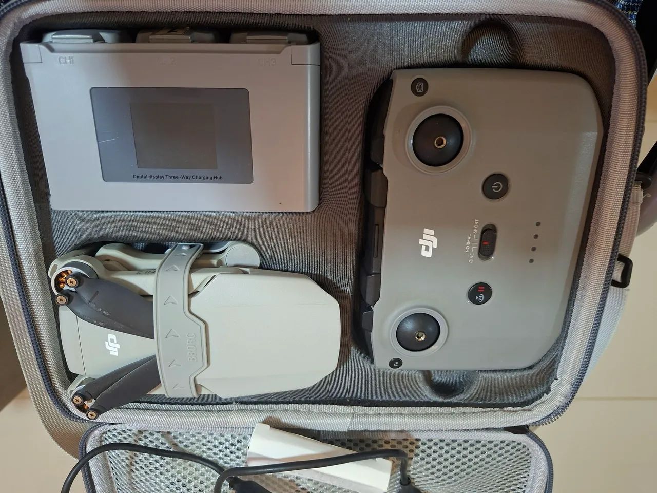 ?Drone DJI Mini 2 Impecável (4K) + Combo 3 Baterias (1 Zero Sem Voo) + Hub + 12 Hélices - Foto 2