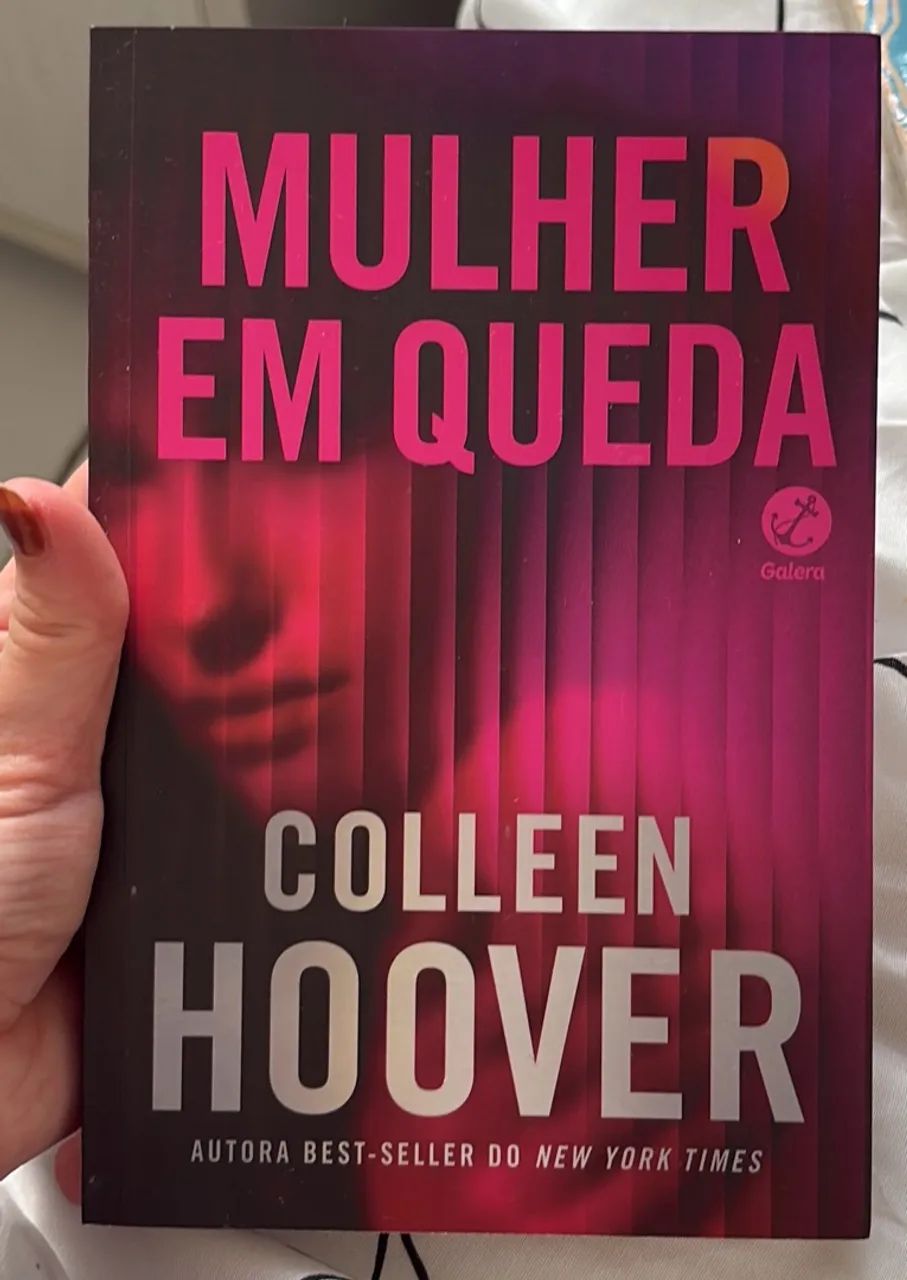 Livro Mulher em queda Colleen Hover