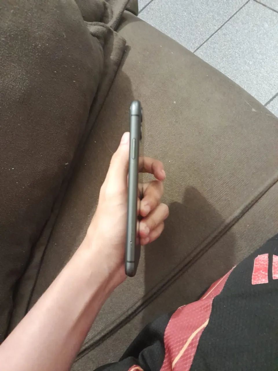Vendo ou troco iPhone 11 64gb - Foto 4