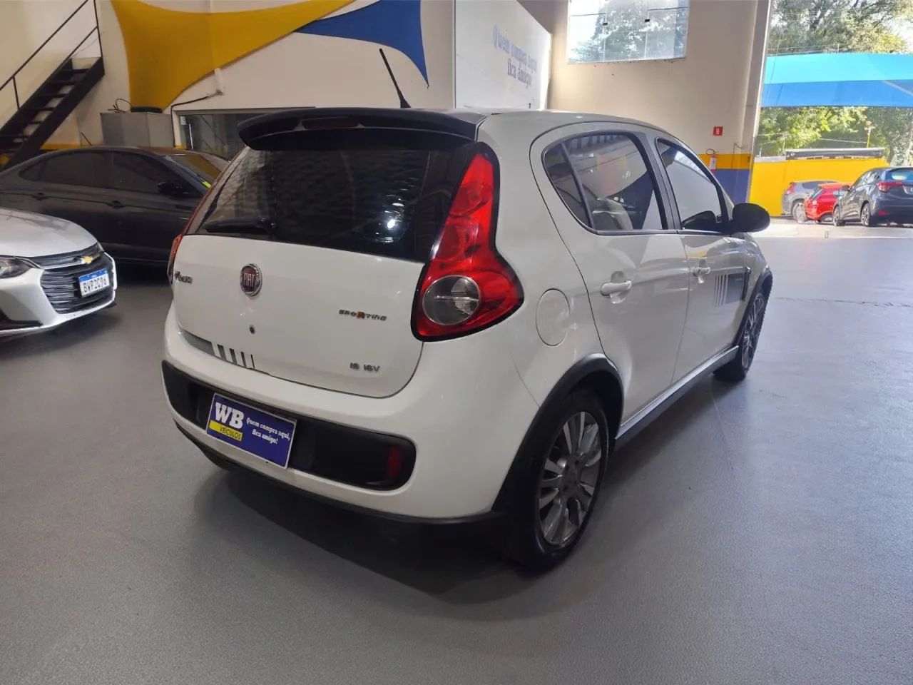 Fiat Palio Sporting 1.6 Flex 16V 5P 2014 - Foto 5