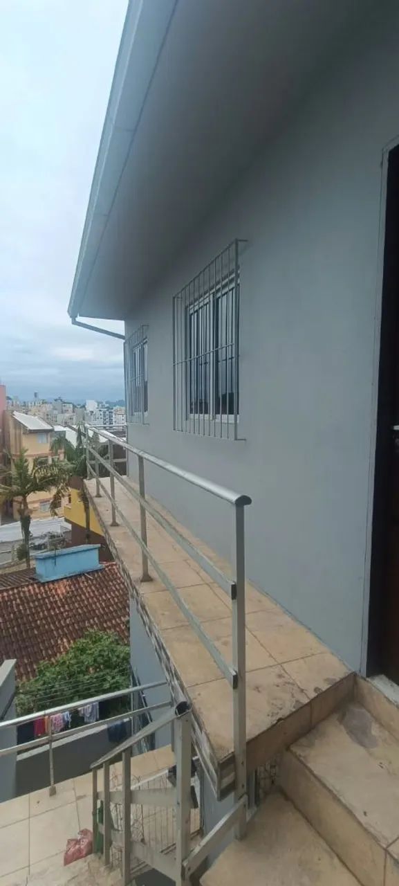 KITNET  CAPOEIRAS 