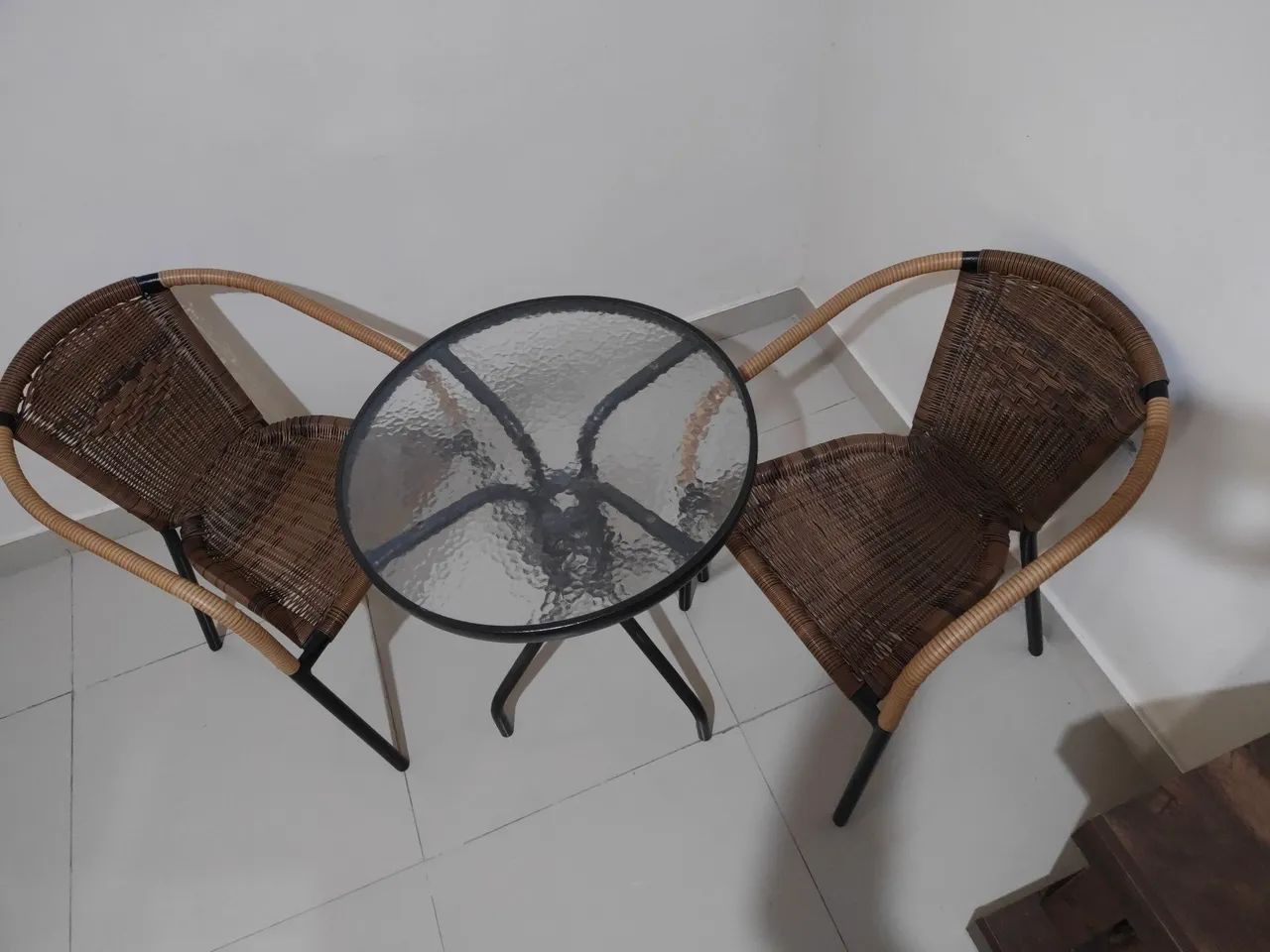 Mesa de varanda  pra duas pessoais - Foto 3