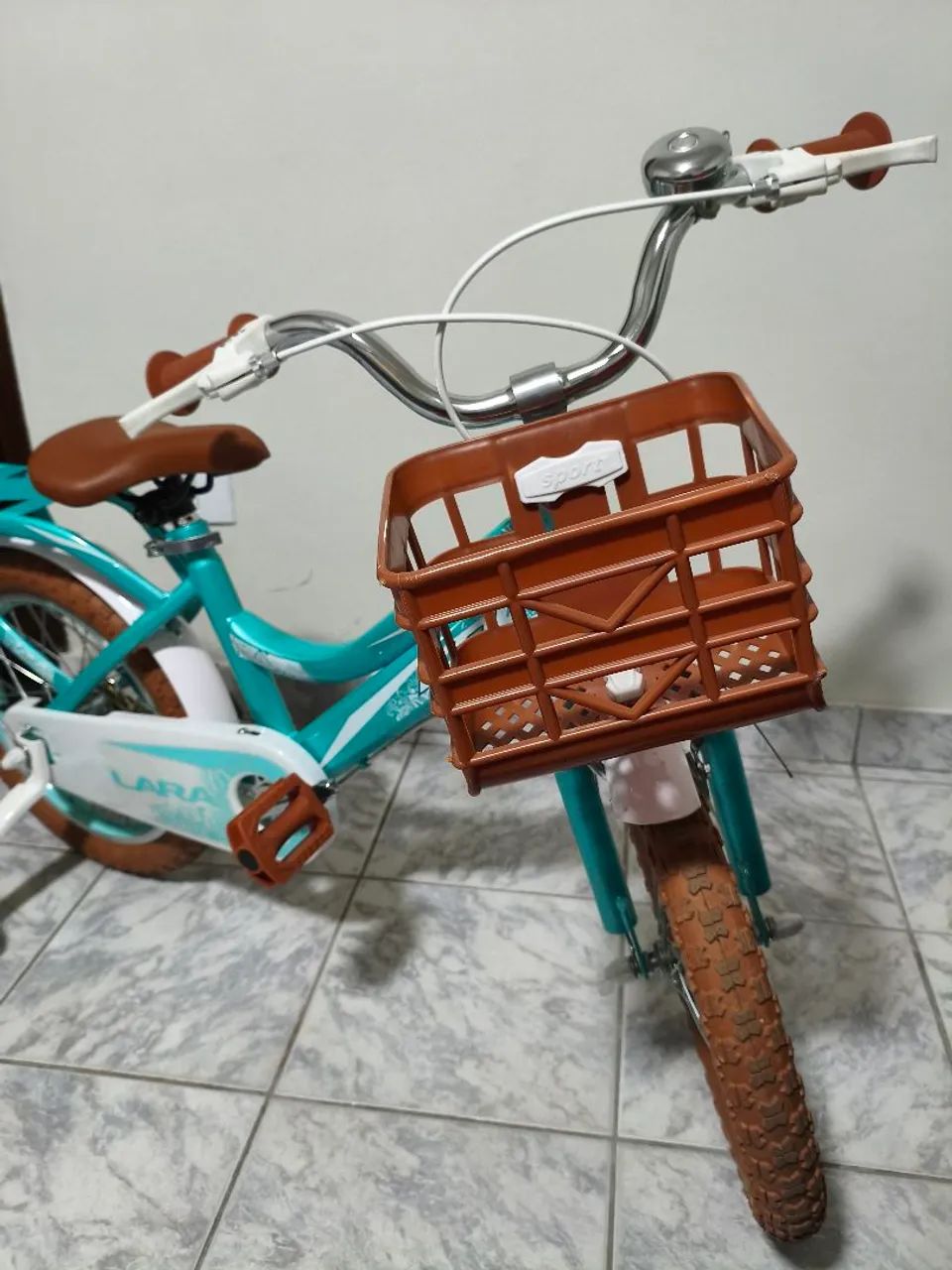 Bicicleta infantil aro 16 - Foto 4