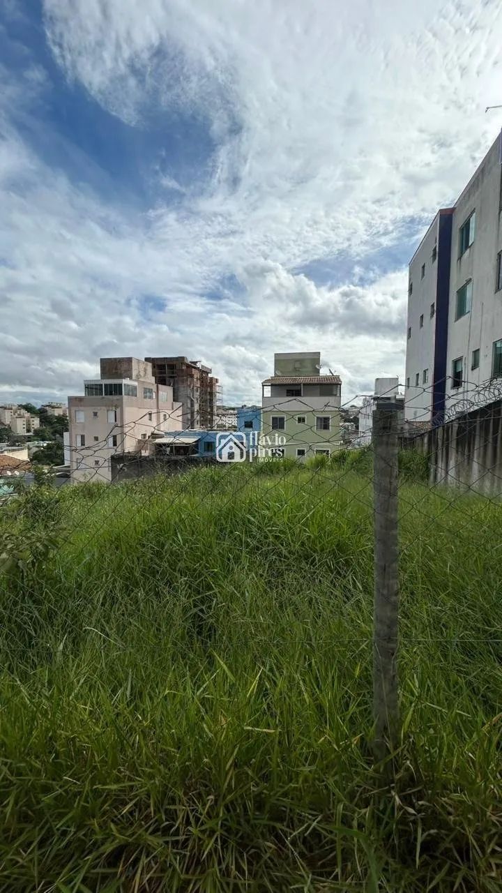 Excelente lote comercial no Cabral - Foto 3