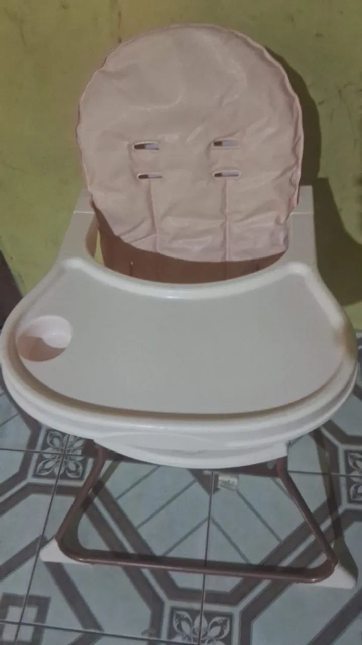 Cadeira de alimentação 