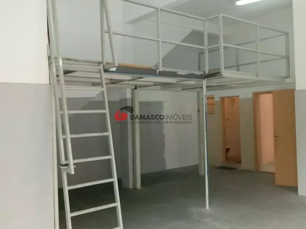 Loja em Nova Gerti