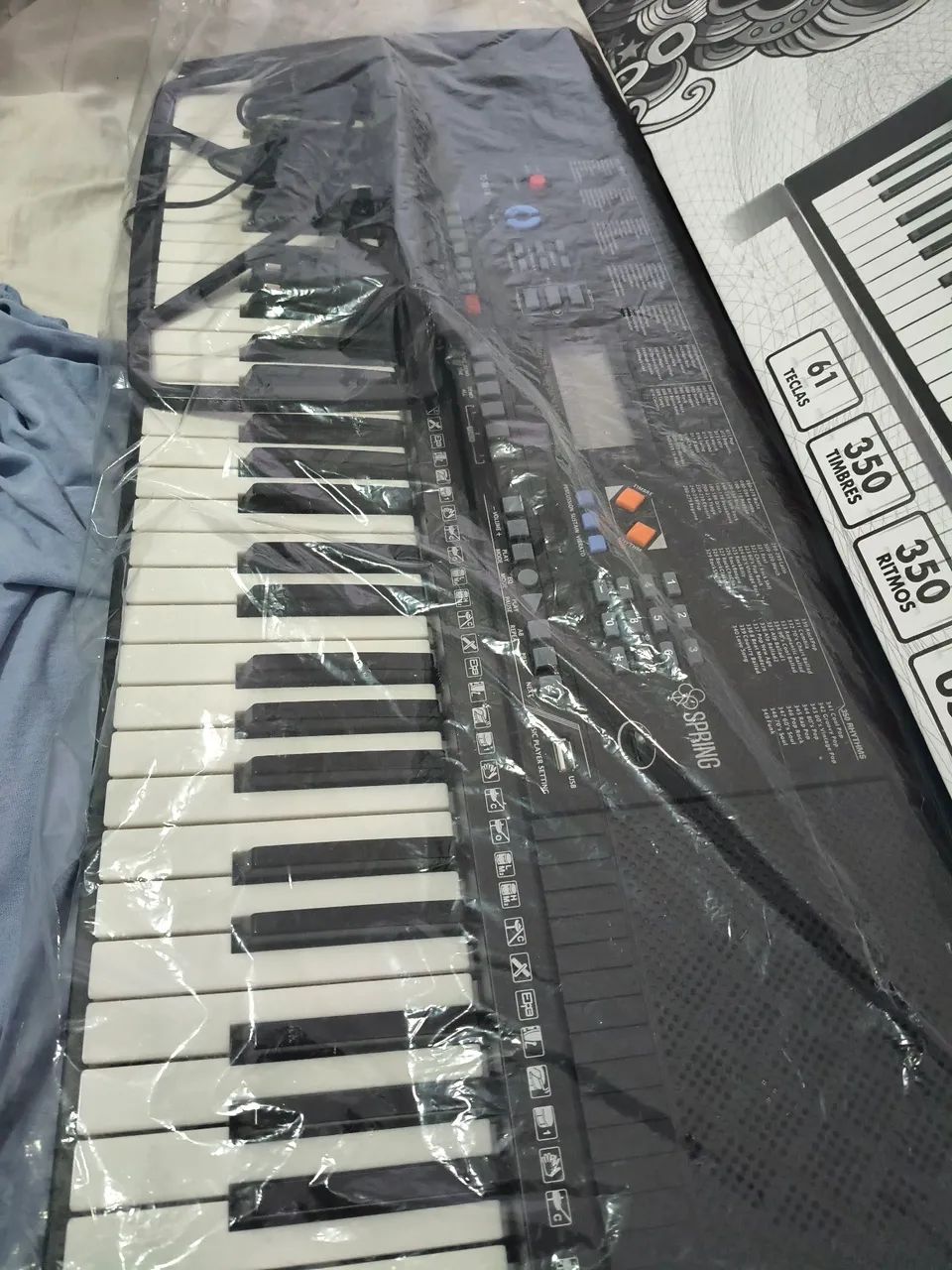Teclado Musical Spring TC 261X - Instrumentos musicais - Jardins