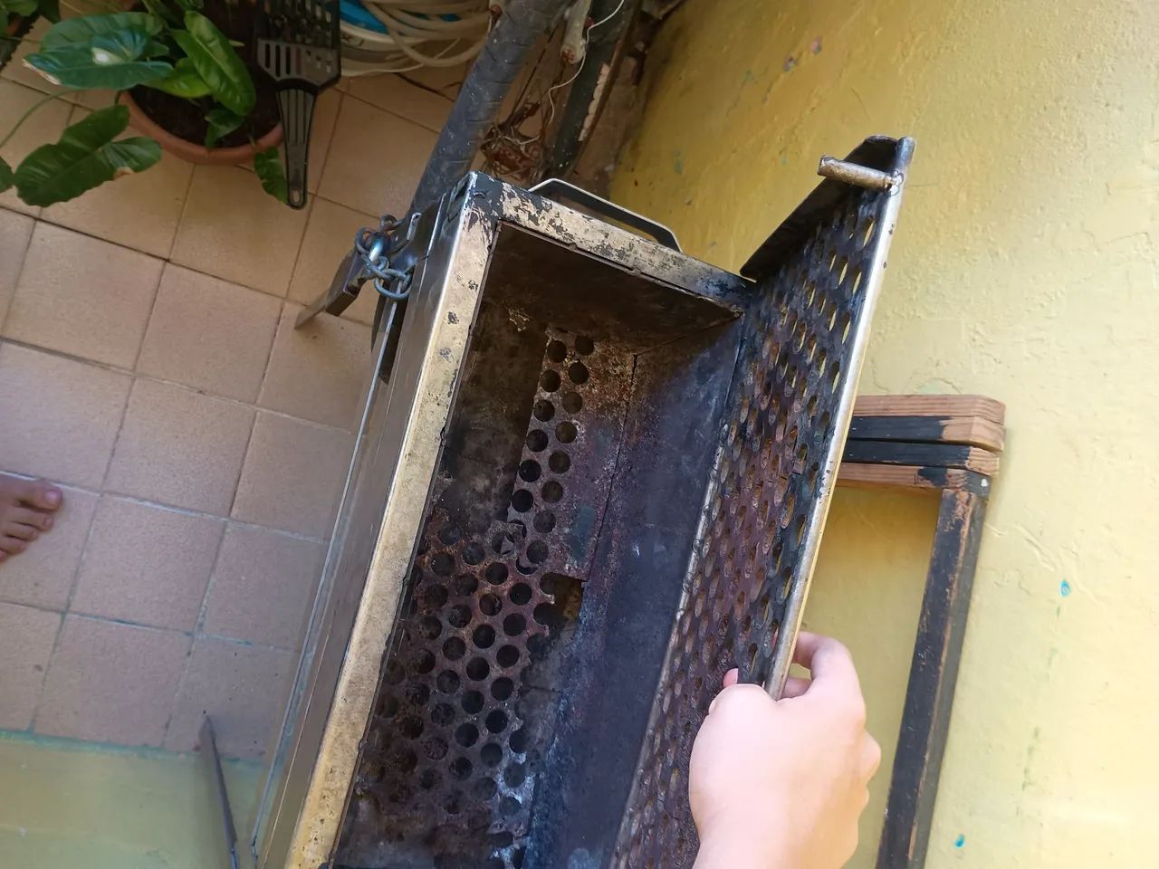 Churrasqueira de alumínio  - Foto 2
