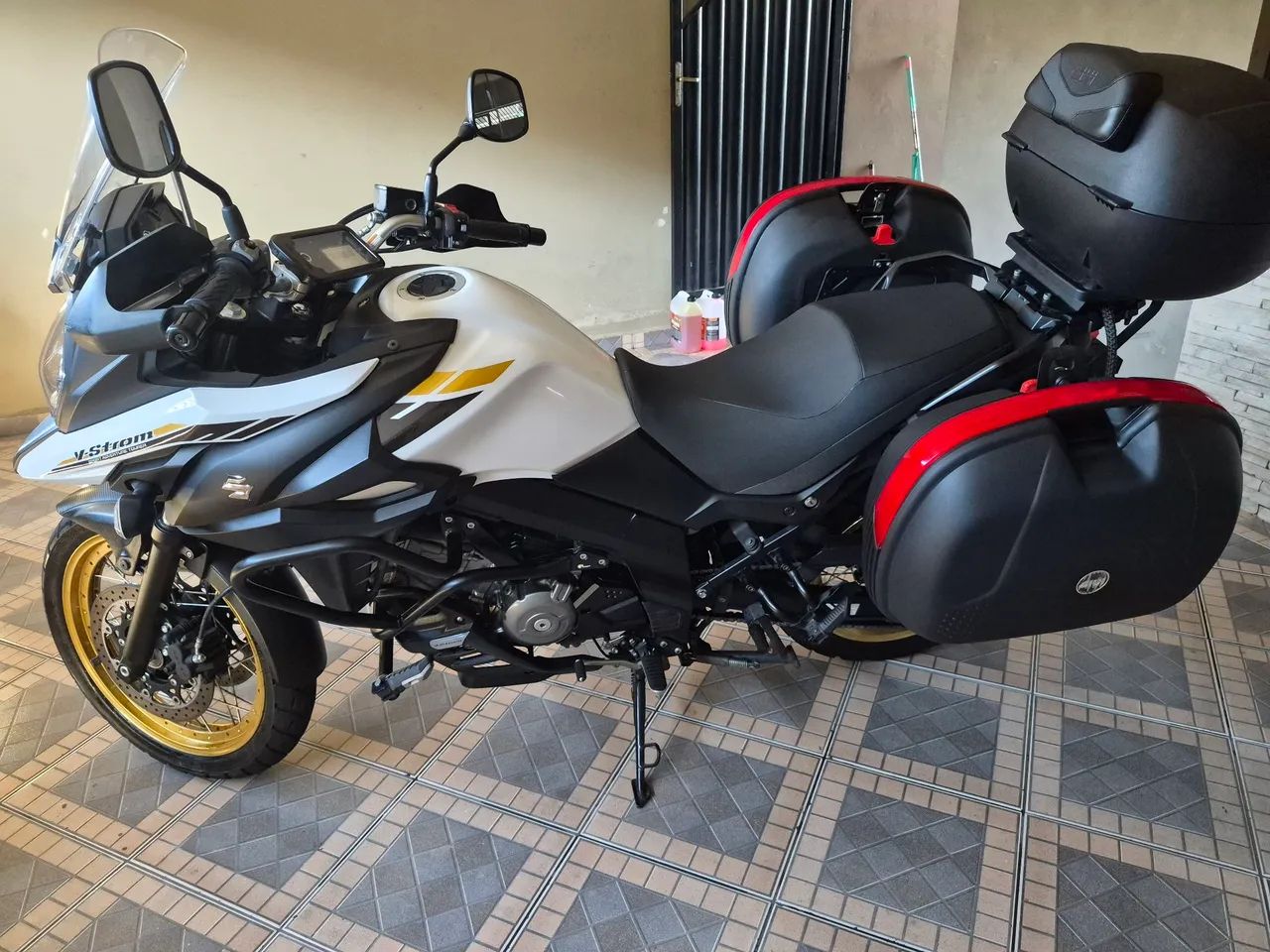 Vstron 650  - Foto 2