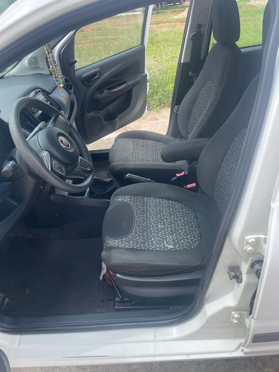 Fiat Uno Attractive 1.0 EVO Fire Flex 8V 5P 2016 - Foto 5