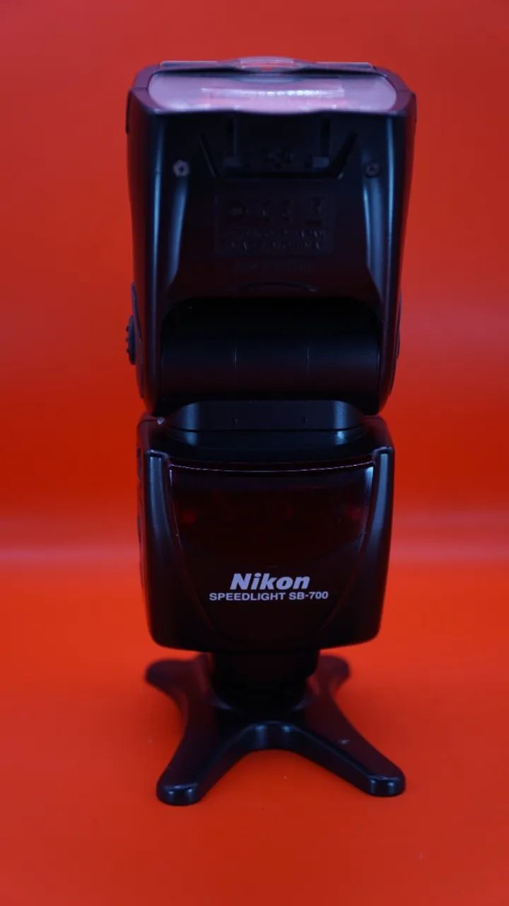 Flash nikon speedlight sb-700 