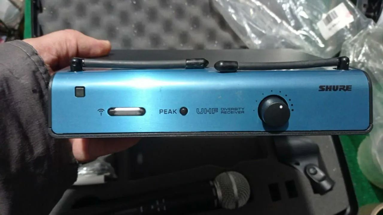 Microfone Shure sem fio  - Foto 3