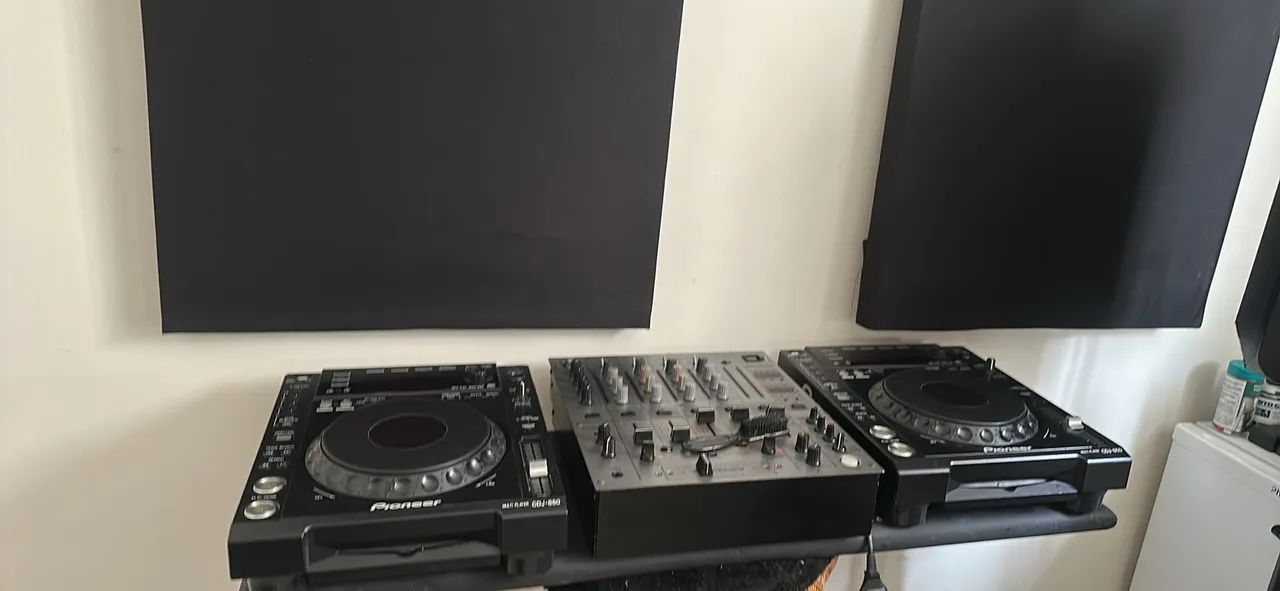 CDJ PIONNER 850 / MIXER DJM 600 / com case - Equipamentos e
