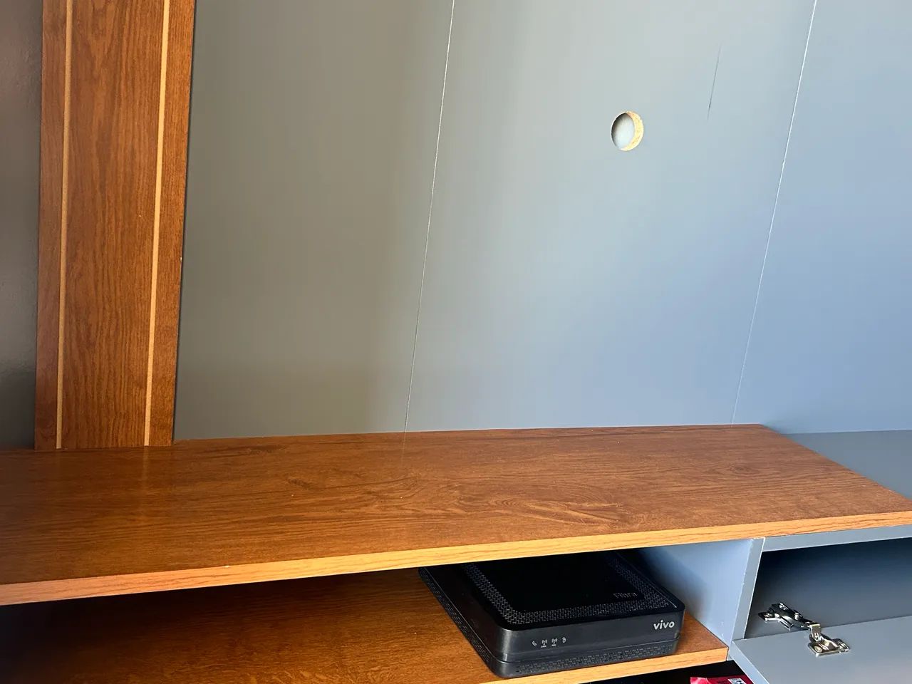 Painel Sala De Estar Até 50 Polegadas Com Porta Math - Cinza Com Nature - Foto 4