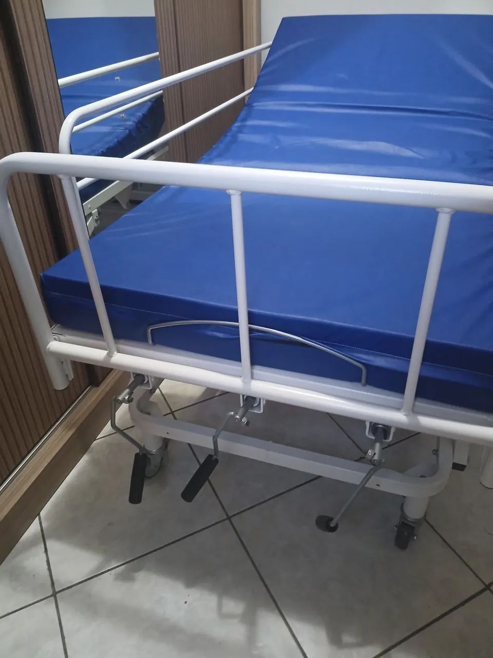Cama hospitalar  - Foto 3