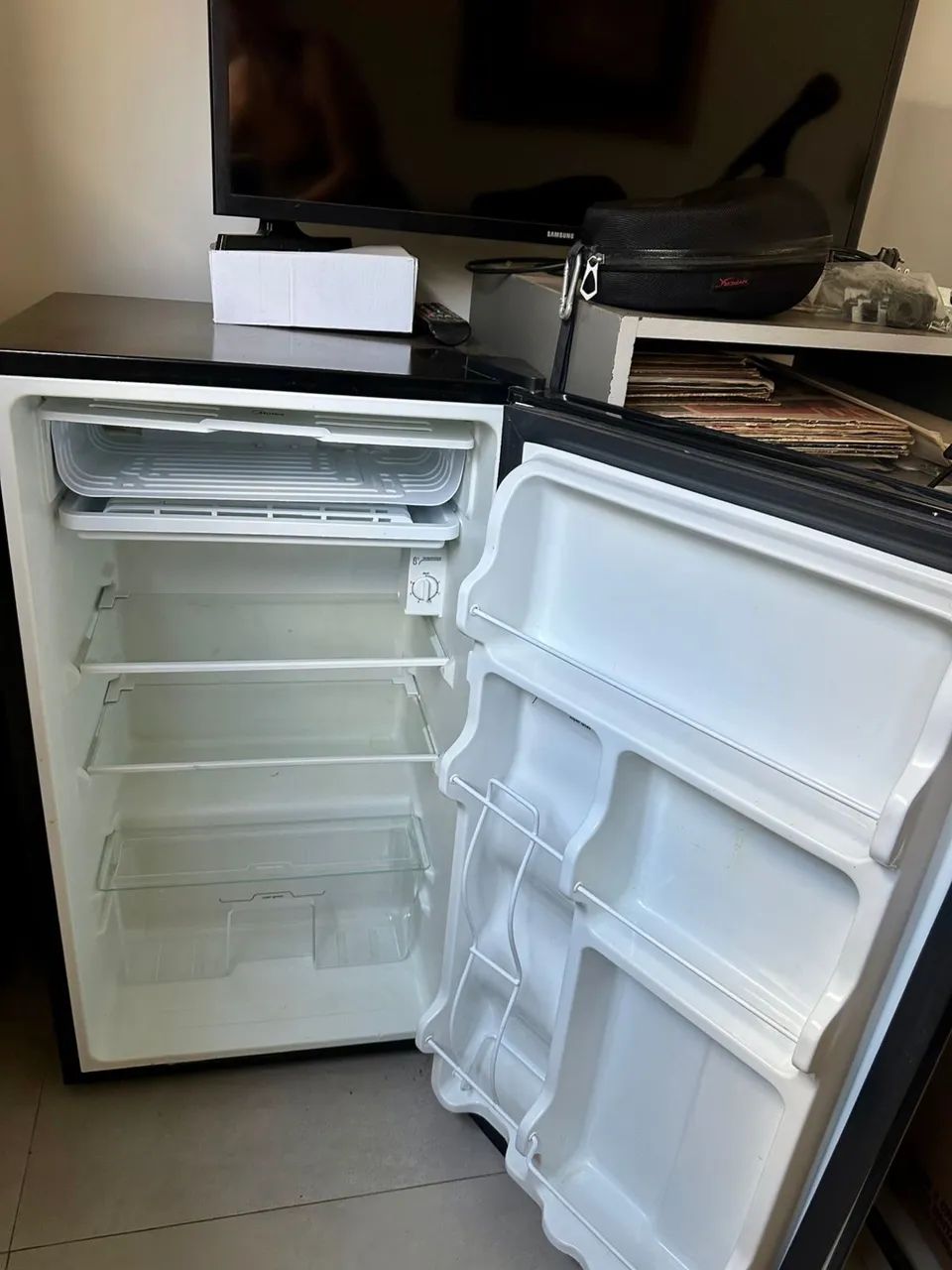 Frigobar Midea Preto Novo - Foto 3