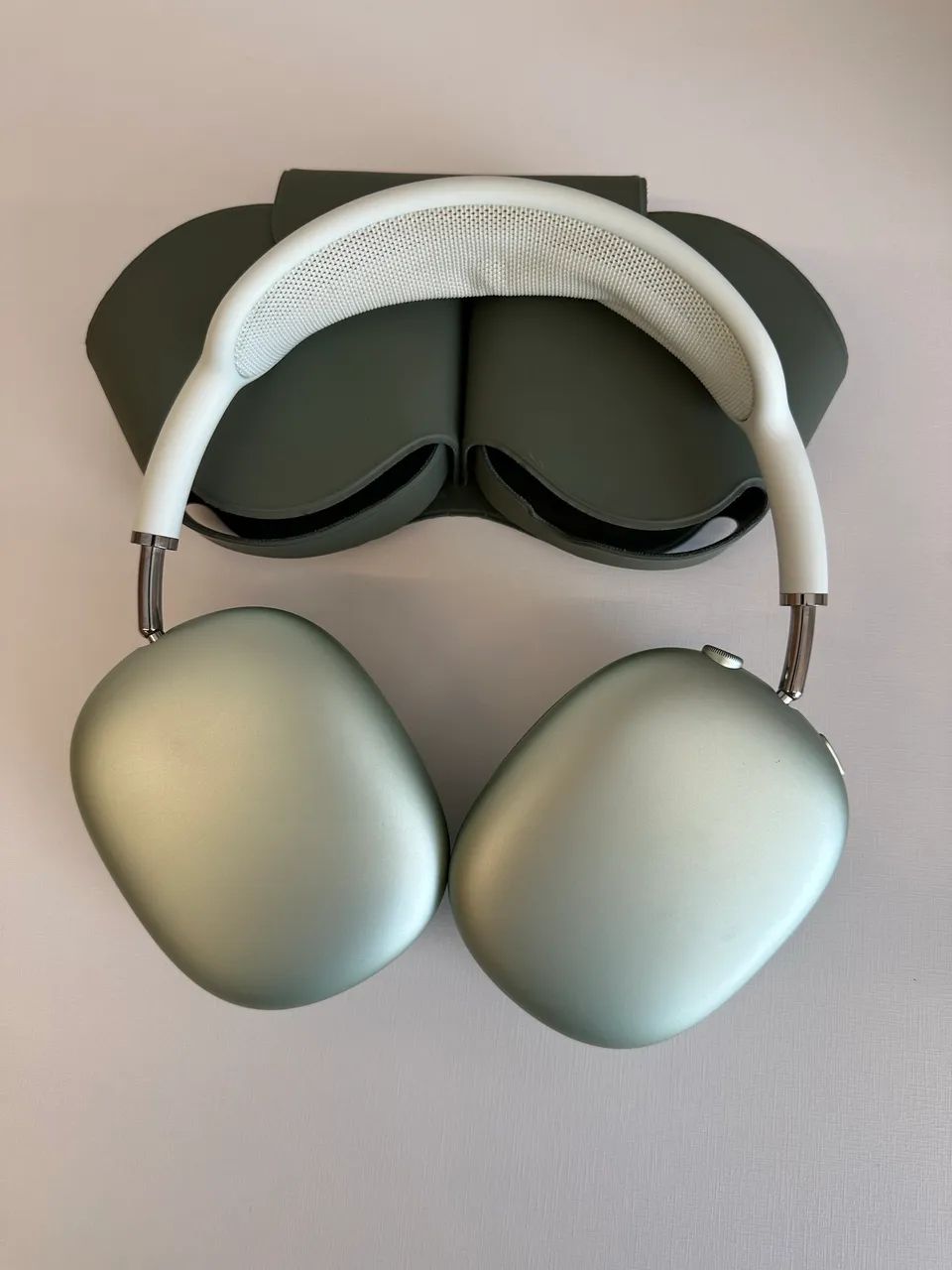 AirPods Max Verde - Apple A2096 - CWB - Fones de Ouvido - Cidade