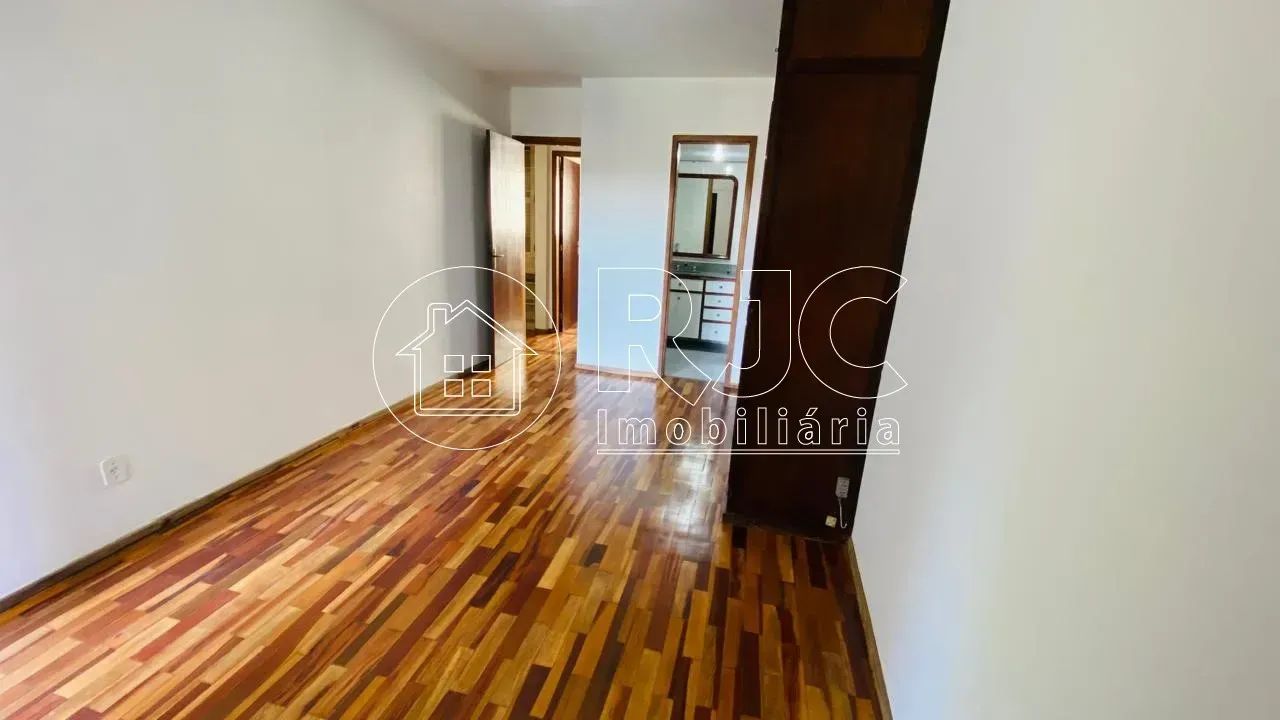 Apartamento 3 quartos, 2 vagas na escritura, com varandão, Tijuca, colado ao metrô Afonso  - Foto 11