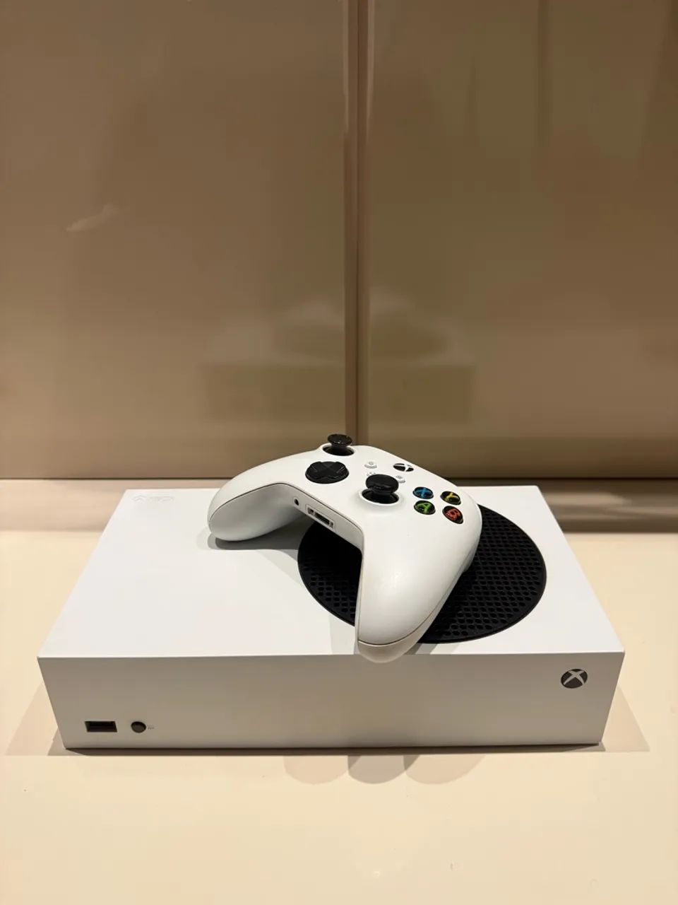 Xbox Series S + Caixa 