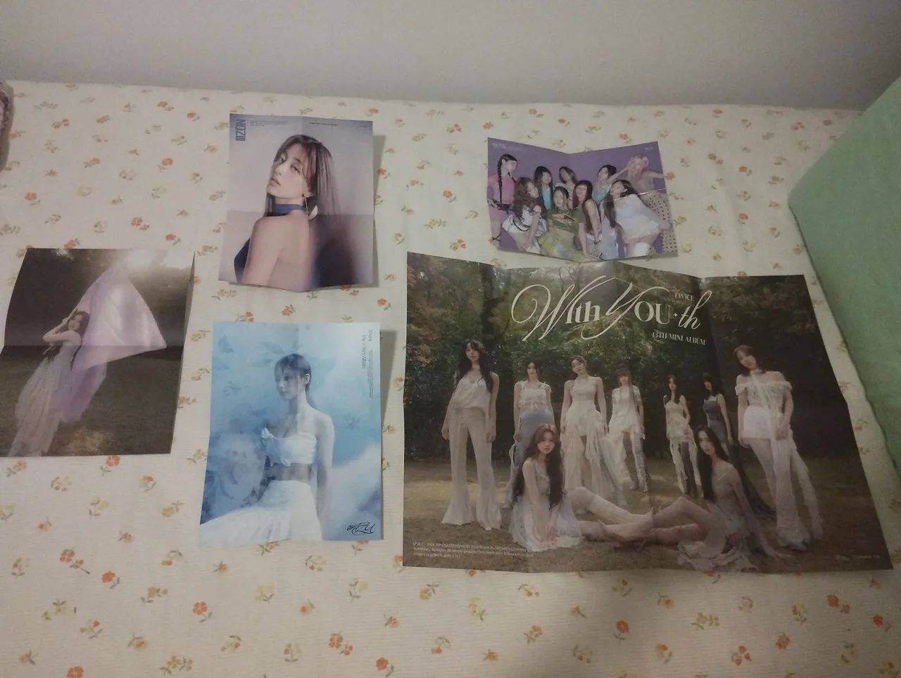 Posters TWICE Oficiais - Foto 3