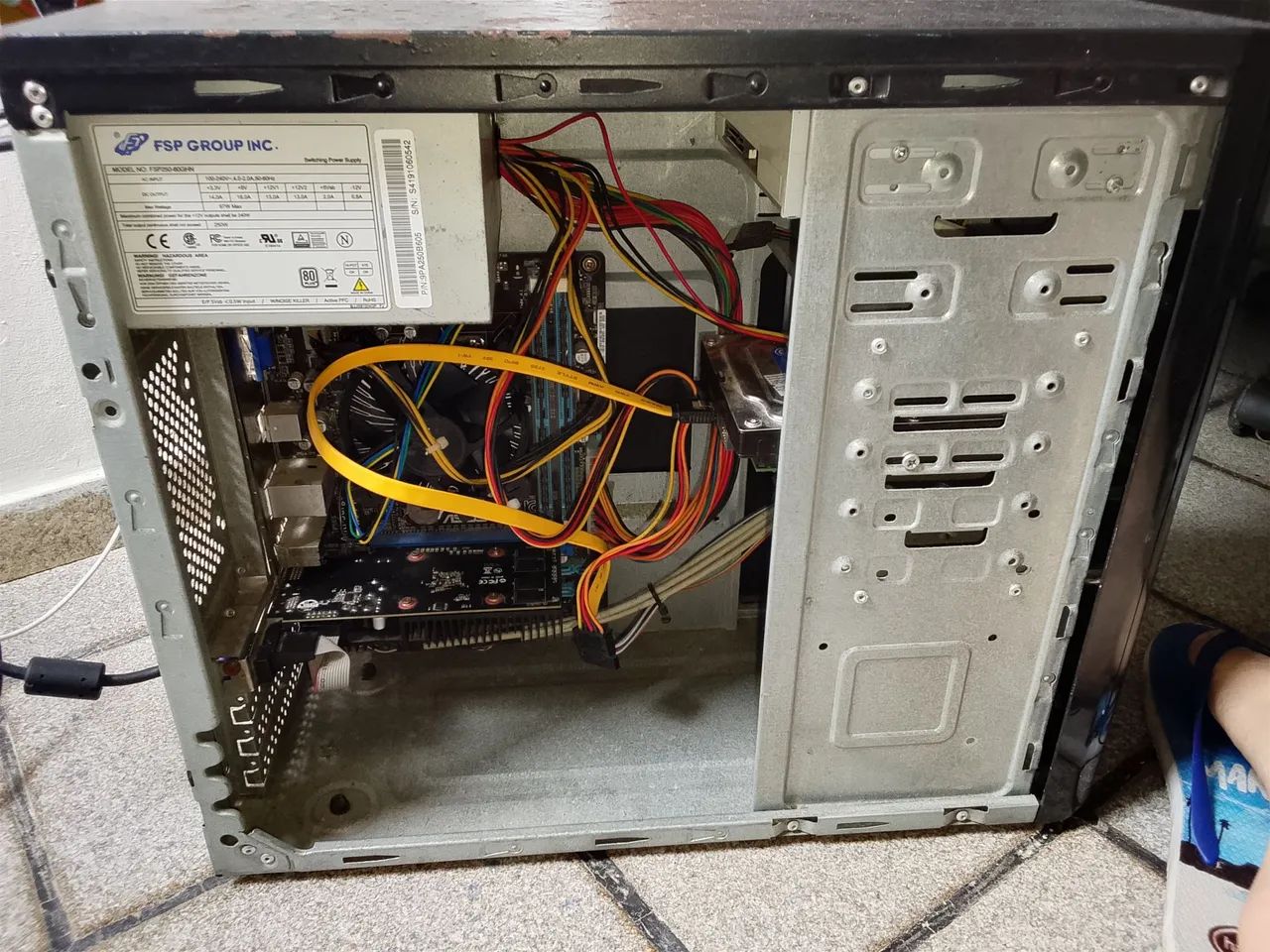 Computador para estudo, trabalho e jogos leves 