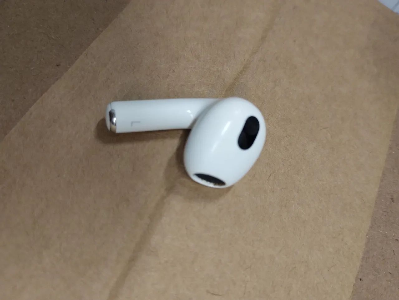 Airpods 3 lado esquerdo A2564 - Fones de Ouvido - Jardim Aurora