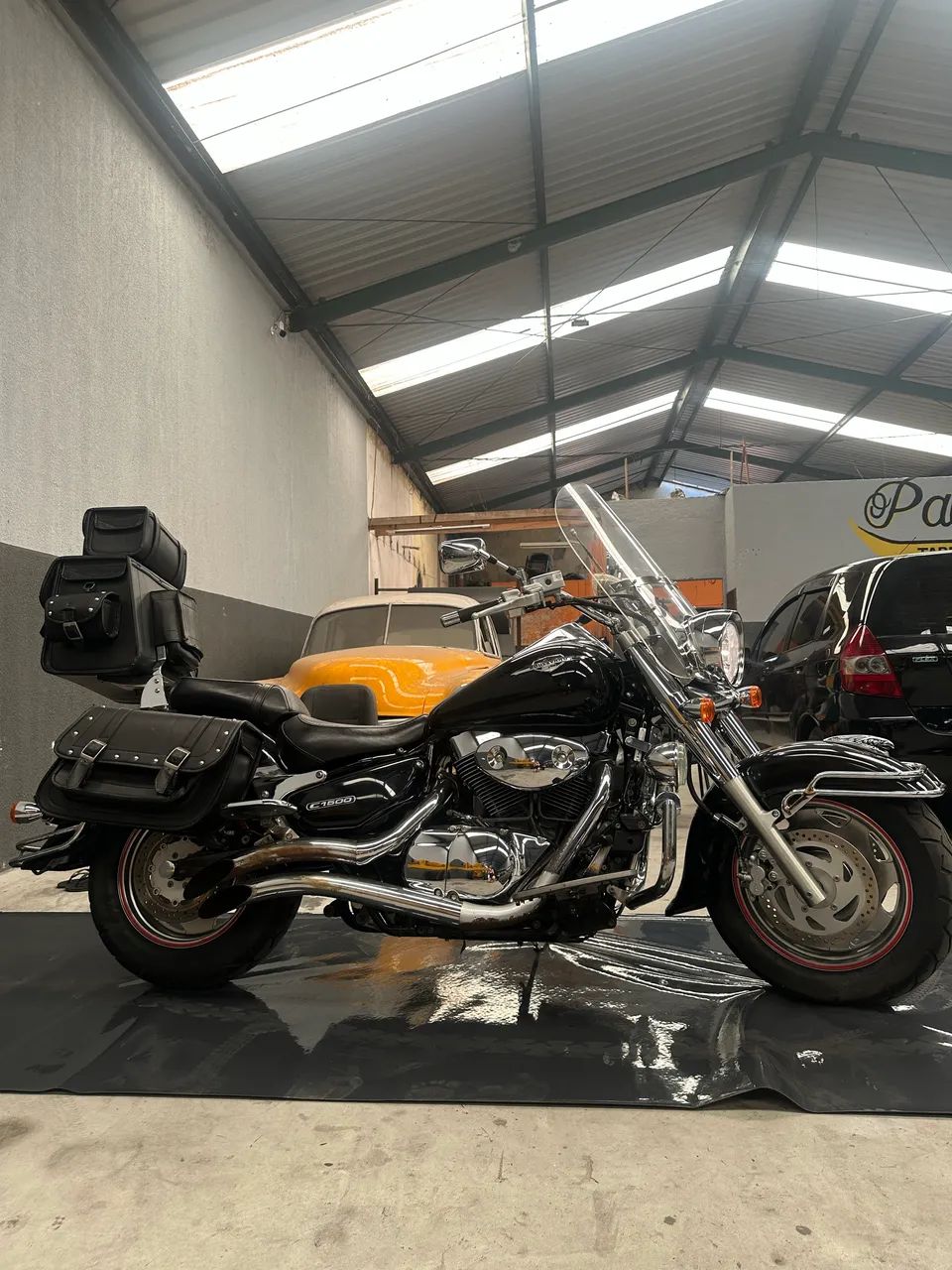 Suzuki Boulevard C1500 Elegância em cada quilômetro