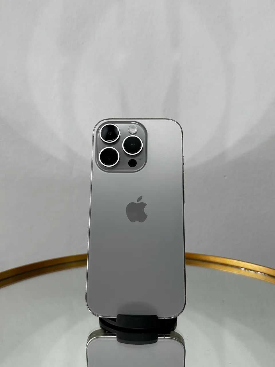iPhone 16 Pro 256gb natural semi novo impecável  - Foto 3