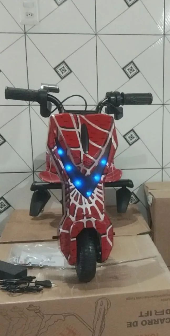 Triciclo drift 250 watts