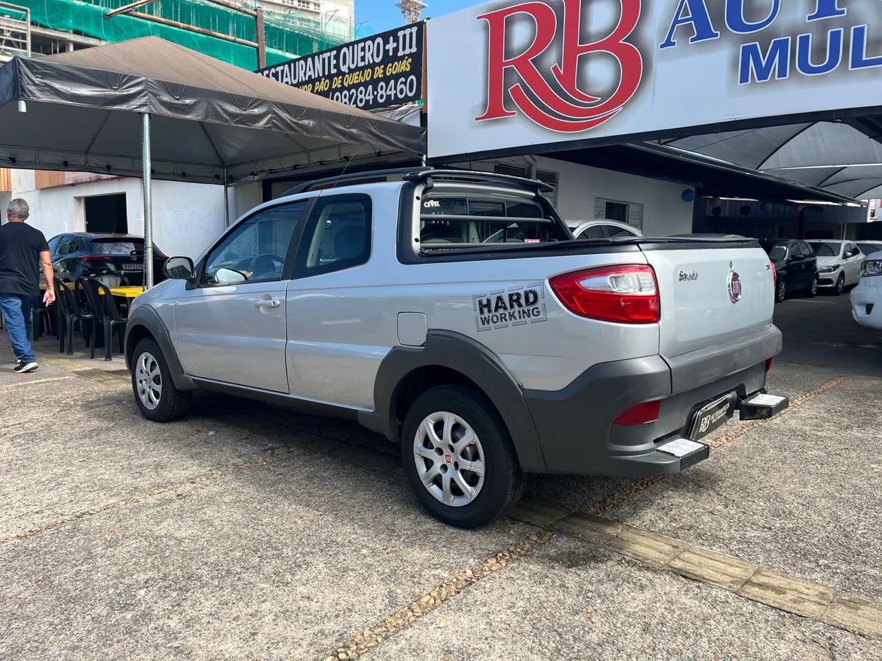 Fiat Strada Working Hard 1.4 Fire Flex 8V CD 2017 - Foto 3