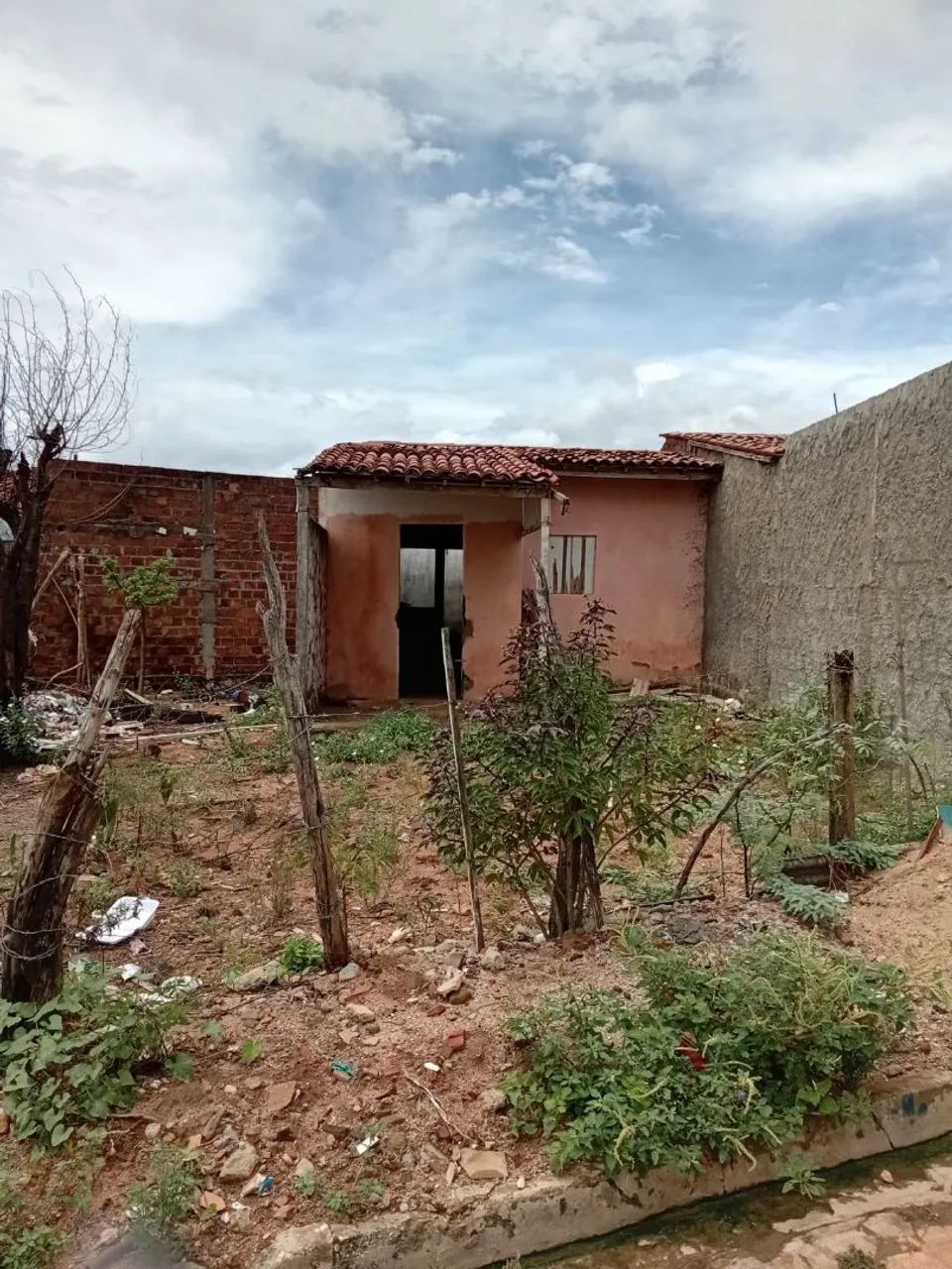 Casa a venda - 37.000,00