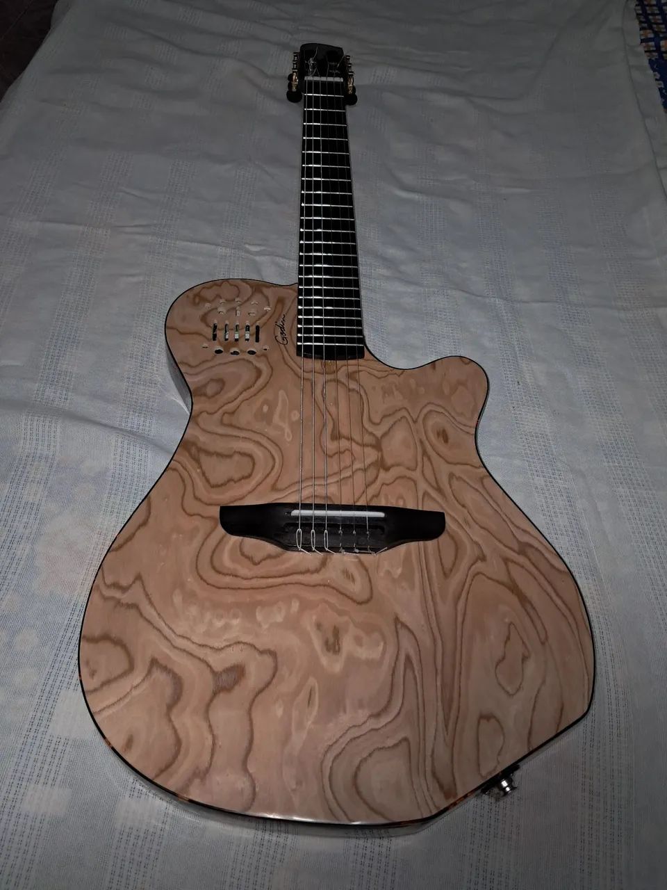 Violão flat sólido gleuso luthier 