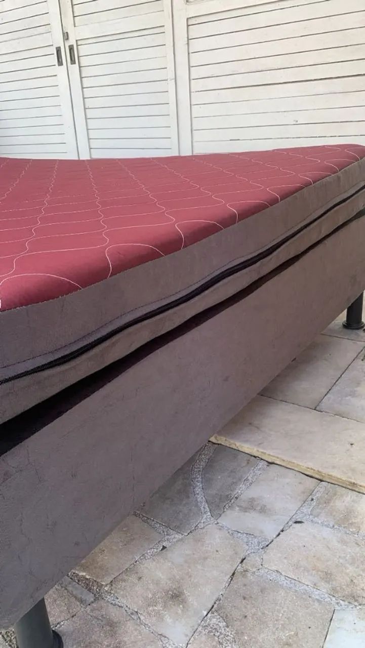 Cama box reformada como nova base + colchão 